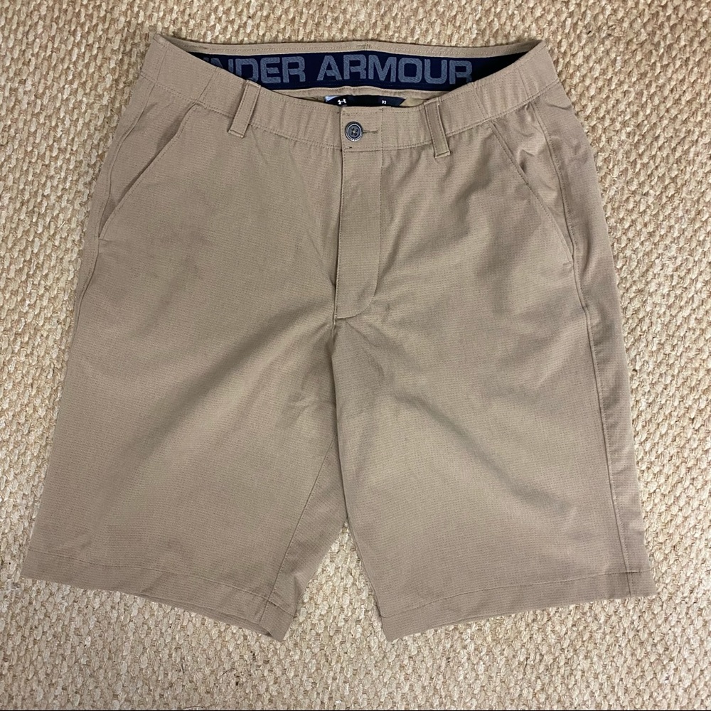 Under Armour Golf Loose Fit Heatgear Khaki's 32